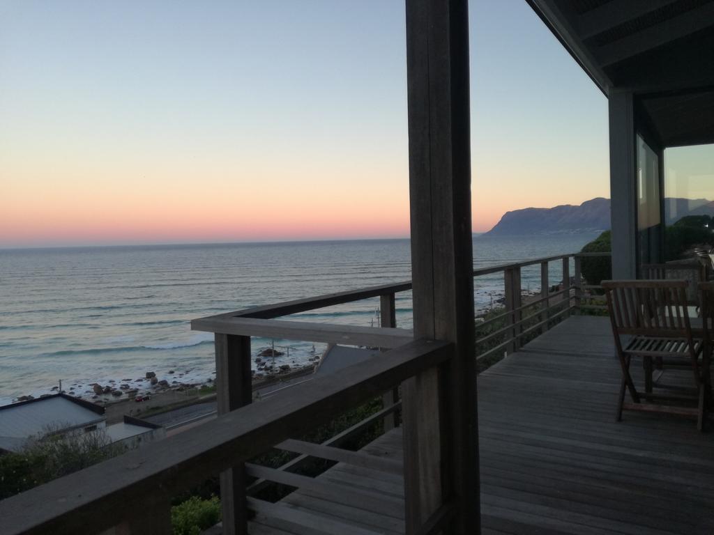 Seaview Apartment In Muizenberg Exteriér fotografie